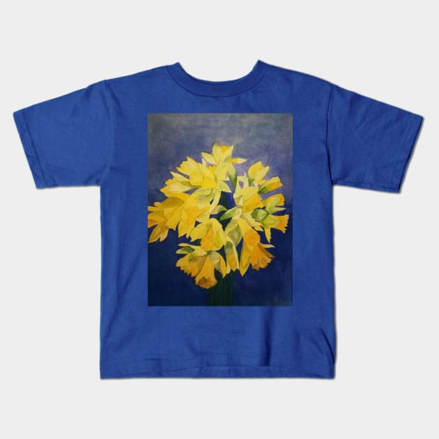 Daffodils watercolour painting with a deep purple blue background. Kids T-Shirt by esvb